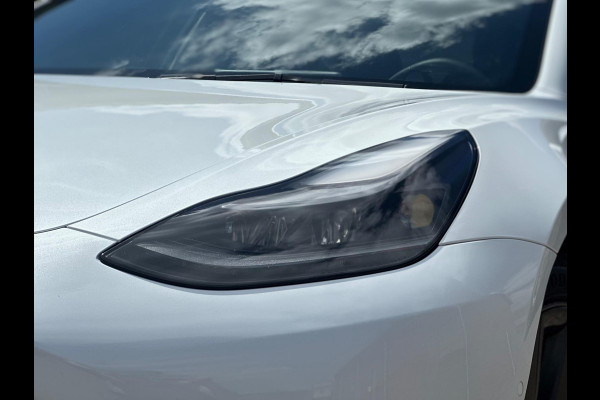 Tesla Model 3 Standard RWD Plus 60 kWh, PANORAMADAK, FULL SELF DRIVING, LEDER, PARELMOER, NEDERLANDSE AUTO NAP