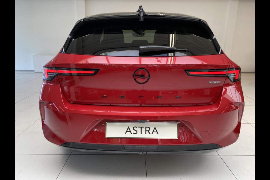 Opel Astra 1.6 TURBO Hybrid 180pk Level 4 (GS) | Ultimate pack | Navigatie Pro | Adaptive LED | Climate Control met Intelli-Air | Head-up Display |  Panorama Schuif/kantel dak | Winter Pack | 7,4 kW boordlader |