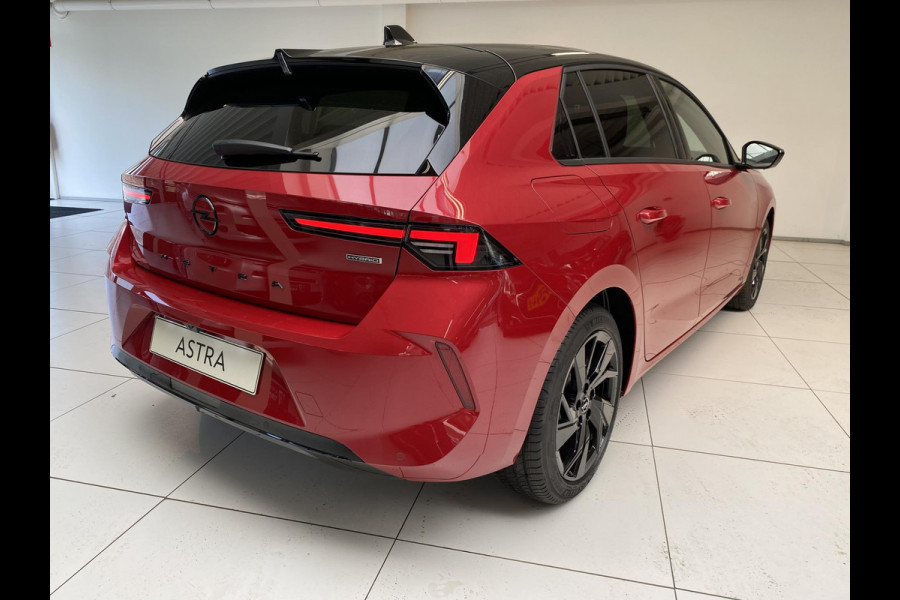 Opel Astra 1.6 TURBO Hybrid 180pk Level 4 (GS) | Ultimate pack | Navigatie Pro | Adaptive LED | Climate Control met Intelli-Air | Head-up Display |  Panorama Schuif/kantel dak | Winter Pack | 7,4 kW boordlader |