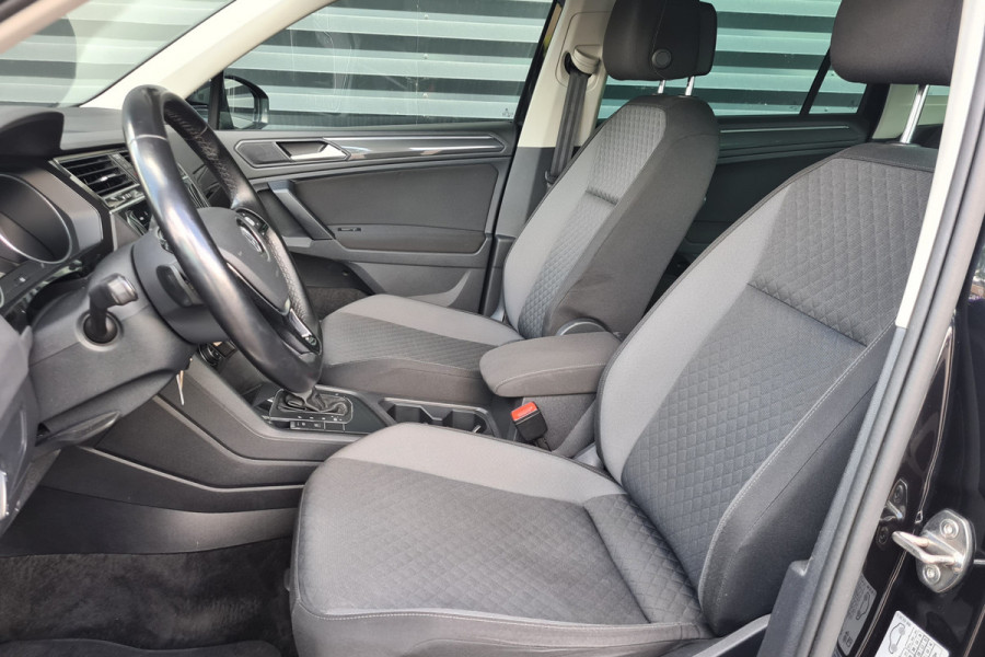 Volkswagen Tiguan 2.0 TDI Comfortline Business - Trekhaak - Carplay