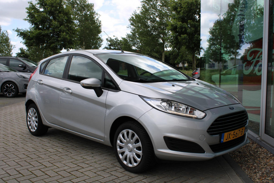 Ford Fiesta 1.0 Style | Trekhaak | Navigatie | Cruise Control | Airconditioning | Electrische ramen | Electrische Spiegels