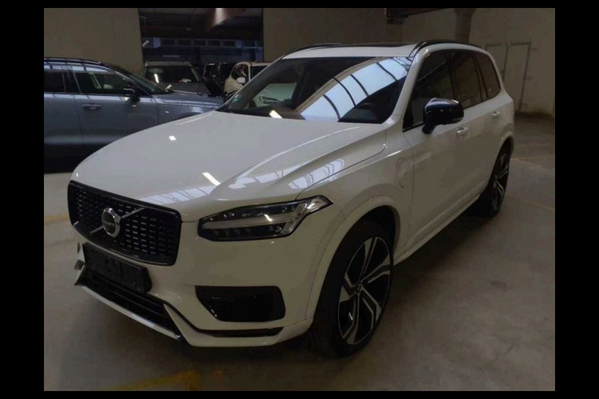 Volvo XC90 T8 R- DESIGN EXPRESSION RECHARGE PLUG-IN HYBRID AWD