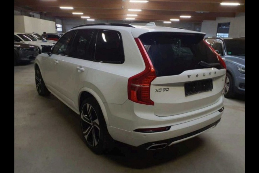 Volvo XC90 T8 R- DESIGN EXPRESSION RECHARGE PLUG-IN HYBRID AWD