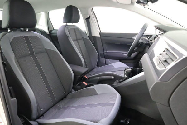 Volkswagen Polo 1.0 TSI Style 95 pk Automaat (DSG) | Navigatie via App | Parkeersensoren (Park assist) | Achteruitrijcamera | Stoelverwarming |