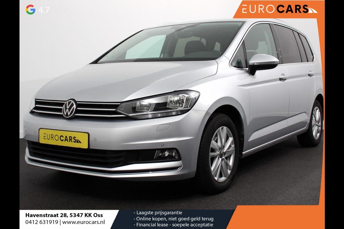 Volkswagen Touran 1.5 TSI 150pk Highline 7p | Navigatie | Apple Carplay/Android Auto | Climate Control | Electrische kofferbak | Adaptive Cruise Control | extra Getint Glas | Verwarmde voorstoelen