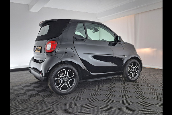 Smart Fortwo cabrio EQ Business Solution 18 kWh [ 3-Fase ] (INCL-BTW) *NAVI-FULLMAP | VOLLEDER | AIRCO | PDC | CRUISE | COMFORT-SEATS | 15''ALU*