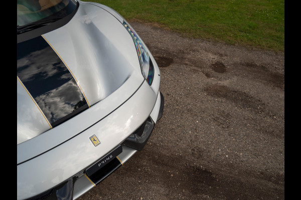 Ferrari 488 Pista | Lift | Cuoio Alcantara! | Full PPF | Veel carbon | Argento Nurburgring