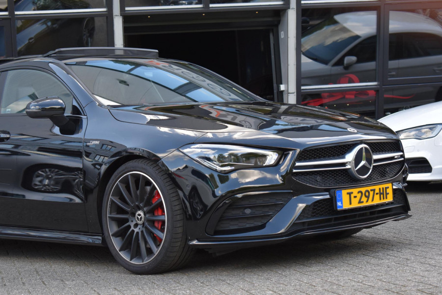 Mercedes-Benz CLA-Klasse AMG 35 4MATIC Pano Kuipst Sport+