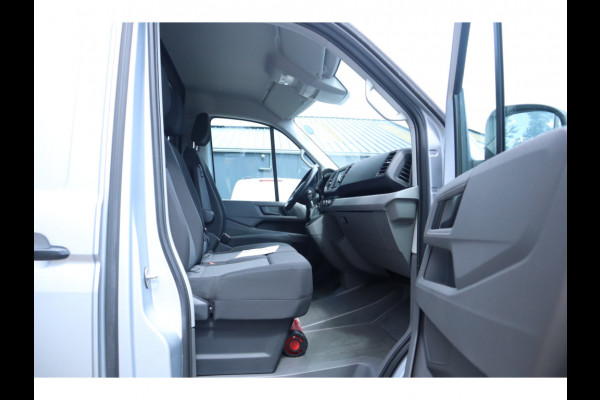 Volkswagen Crafter 35 2.0 TDI L4H4 3 zit, lat om lat, Navigatie, Climtae,