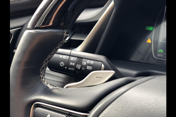 Lexus ES 300h President Line | Schuifdak, 360 Camera, Mark Levinson, Stuurverwarming, Stoelventilatie, Geheugenfunctie, Leer, Alle opties