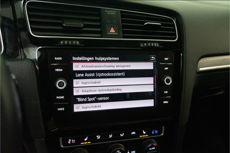 Volkswagen Golf 2.0 TSI GTI Performance 230PK | Pano | Virtual | Leder&Memory | DynAudio | BOMVOL! 12 MND Garantie!