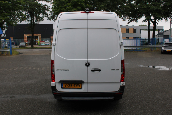 Mercedes-Benz Sprinter 316 CDI L2H2 MBUX met navigatie en camera, Geveerde stoel