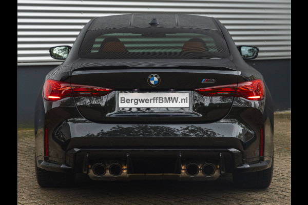 BMW 4 Serie Coupé M4 xDrive Competition - Facelift - Volleder - Carbon Fibre Interieur - LCI