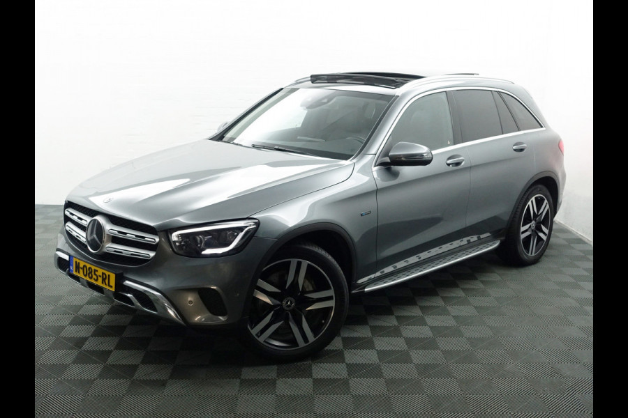 Mercedes-Benz GLC 300e 4MATIC AMG Premium Plus Aut- Panodak I Burmester I Sfeerverlichting I Xenon led I Treeplanken I Ada Cruise