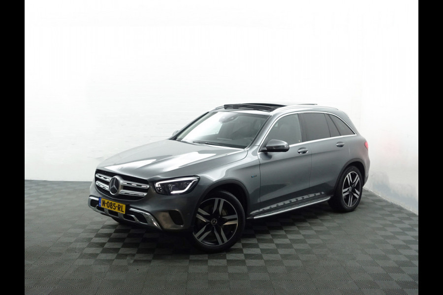 Mercedes-Benz GLC 300e 4MATIC AMG Premium Plus Aut- Panodak I Burmester I Sfeerverlichting I Xenon led I Treeplanken I Ada Cruise