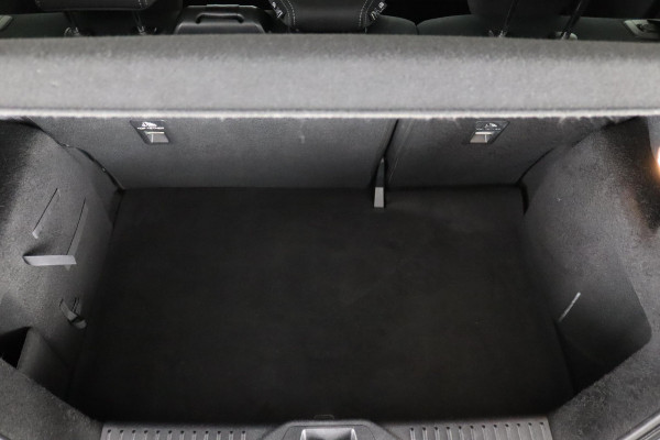 Ford Fiesta 1.0 EcoBoost Titanium | Navigatie | Climate control | Lichtmetalen velgen |