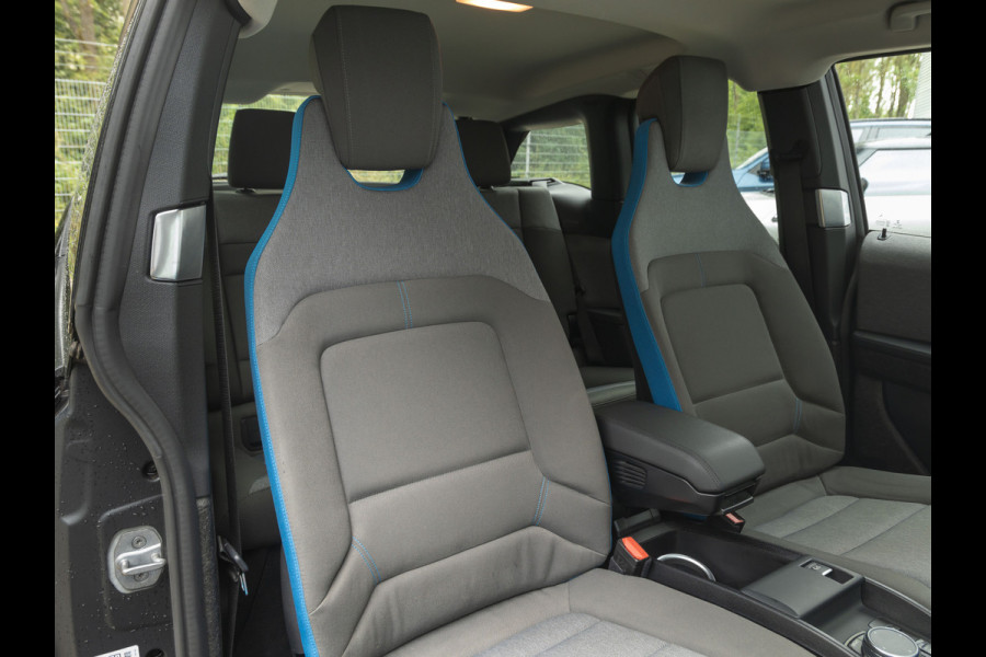 BMW i3 i3S 120Ah - Camera - Harman Kardon - Stoelverwarming