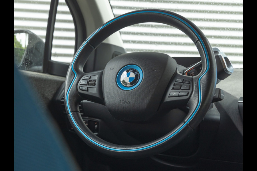 BMW i3 i3S 120Ah - Camera - Harman Kardon - Stoelverwarming