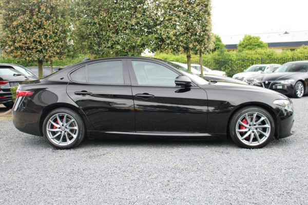 Alfa Romeo Giulia 2.0T Super 200 PK Aut. Xenon Leder Camera Memory '18