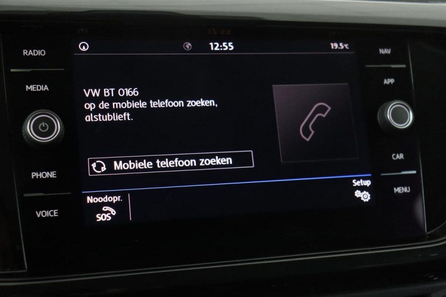 Volkswagen T-Cross 1.0 TSI Life | Carplay | Stoelverwarming | Camera | Trekhaak | Climate control | DAB+ | Navigatie | Sportstoelen | Adaptive Cruise