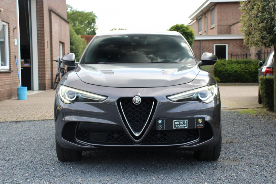 Alfa Romeo Stelvio 2.9 V6 AWD Quadrifoglio 510 PK ACC Carbon Harman Kardon 20''