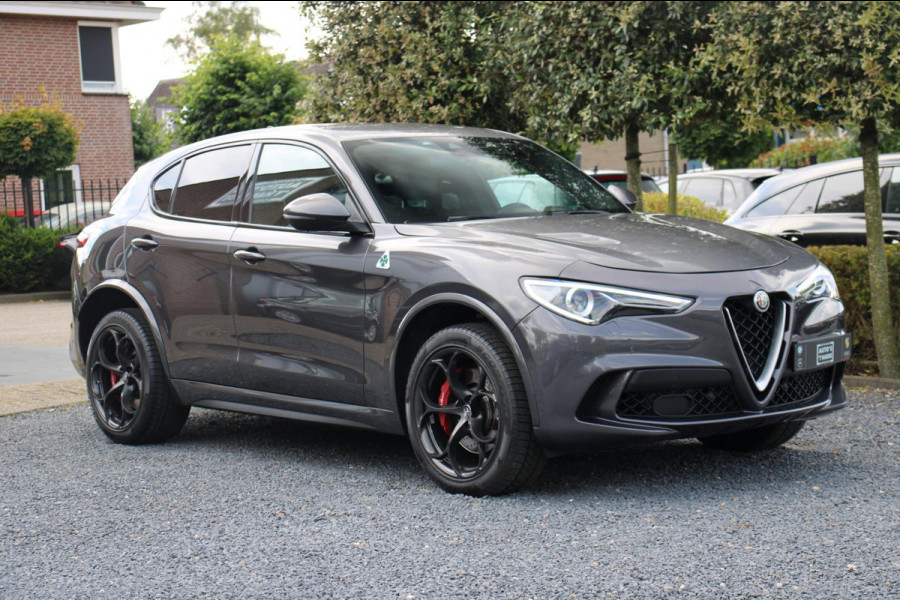 Alfa Romeo Stelvio 2.9 V6 AWD Quadrifoglio 510 PK ACC Carbon Harman Kardon 20''