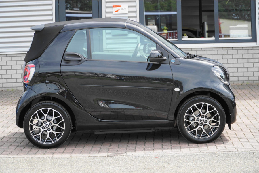 Smart Fortwo cabrio EQ Essential 18 kWh