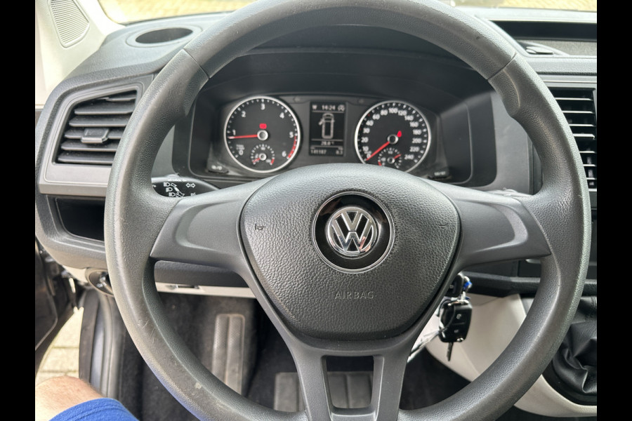 Volkswagen Transporter 2.0 TDI 115PK EURO6 L2H1 App Connect/cruise control