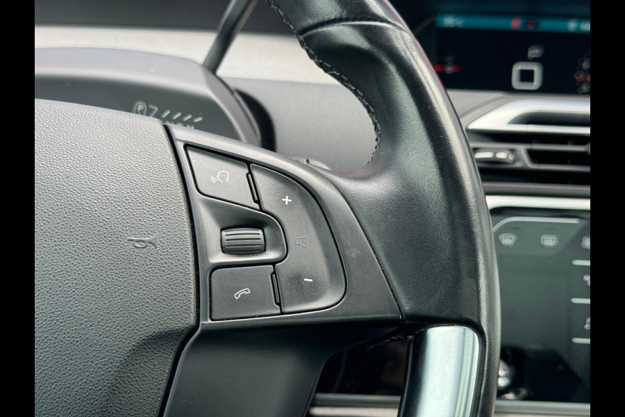 Citroën C4 Picasso 1.6 THP Shine Full option Trekhaak Panorama Memory/Massage seats Carplay Camera voor