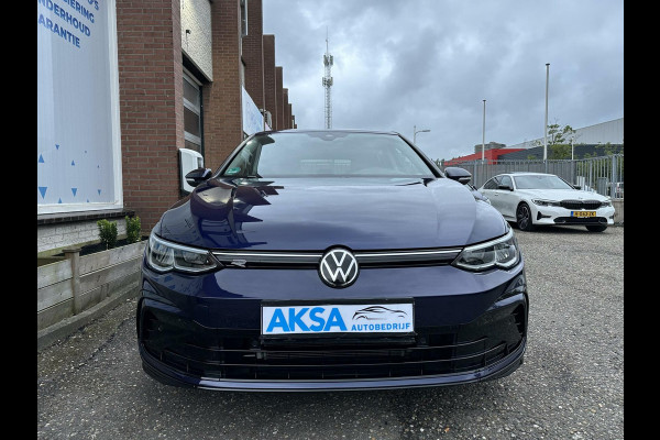 Volkswagen Golf 1.5 eTSI 2x R-Line DSG/Sfeerverlichting/Stuurvw/Blindspot/18inch/Stoelvw voor&achter/Fabrieksgarantie/ACC/Lane Assist