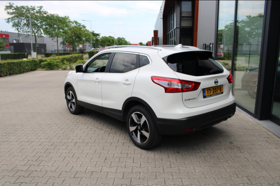 Nissan QASHQAI 1.2 N-Connecta 360 Camera Navigatie 12 maanden bovag