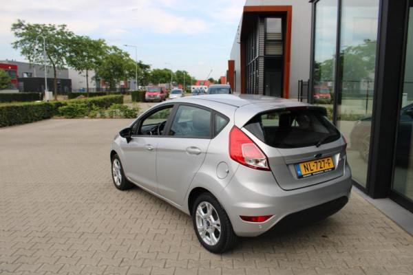 Ford Fiesta 1.0 Style Ultimate PDC/Cruise controle Rijklaar met Bovag garantie