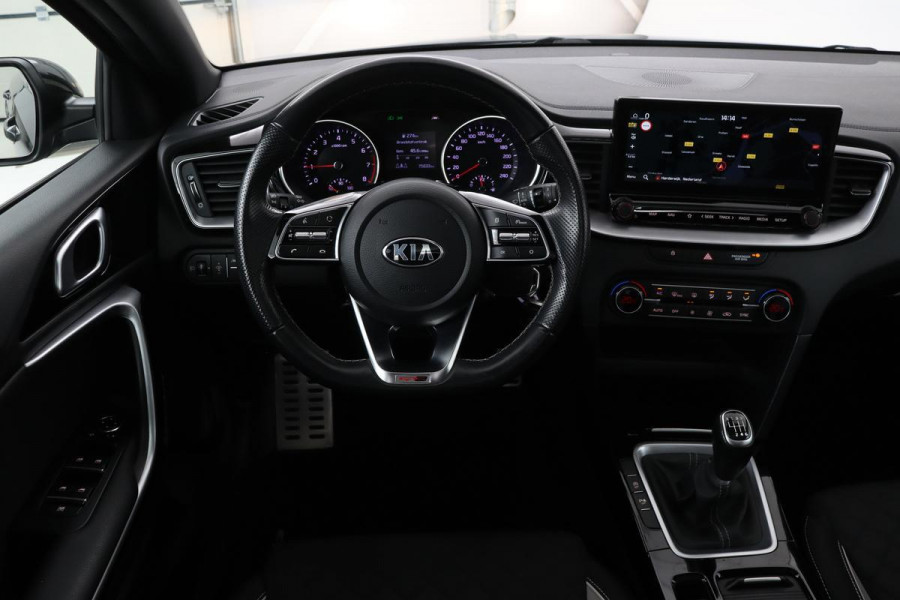 Kia ProCeed 1.5 T-GDi GT-Line | Panoramadak | Carplay | Navigatie | Camera | DAB | Climate control | Cruise control | Bluetooth | Getint glas