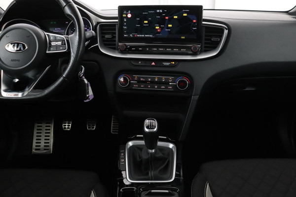 Kia ProCeed 1.5 T-GDi GT-Line | Panoramadak | Carplay | Navigatie | Camera | DAB | Climate control | Cruise control | Bluetooth | Getint glas
