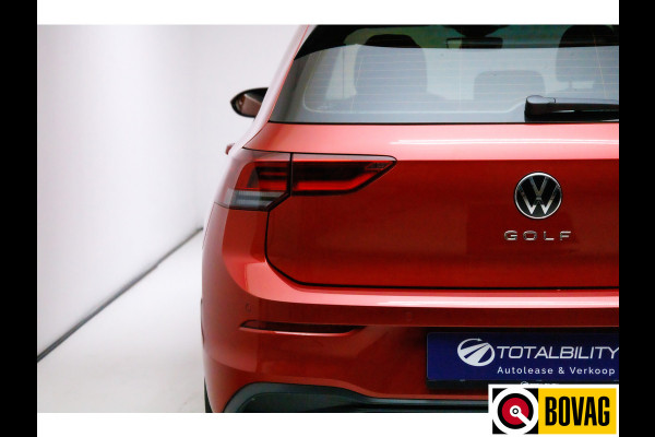 Volkswagen Golf 1.0 eTSI Business 18"BBS velgen, Adaptive Cruise, Climate control, Apple Carplay/Android auto