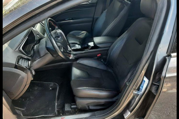Ford Mondeo Wagon 2.0 IVCT HEV ST-Line 187pk | Stoelverwarming | Full LED | Sony Audio/Navigatie | Elek. Achterklep | Half leder alcantara