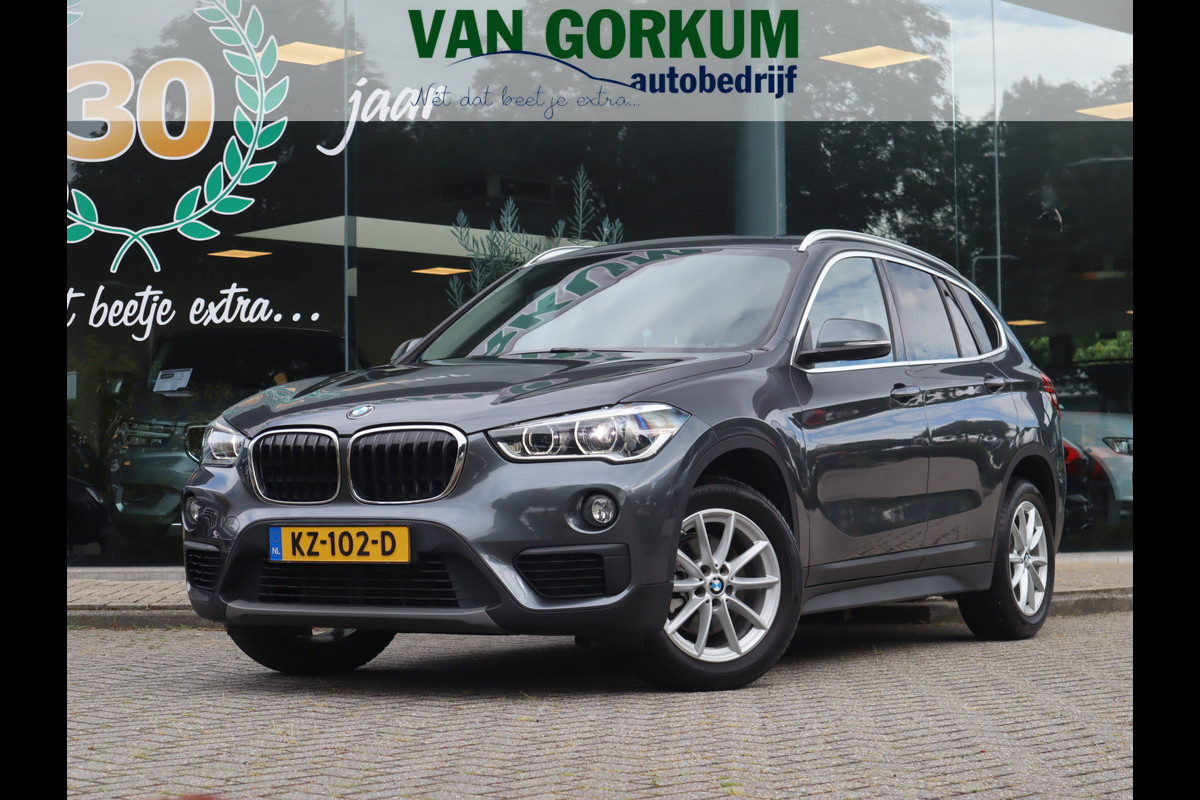 BMW X1 sDrive18i Centennial Executive / Sportstoelen