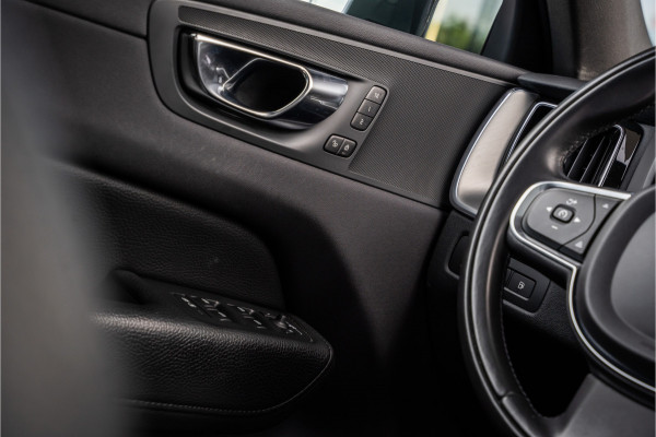 Volvo XC60 2.0 Recharge T6 AWD Inscription - Panorama | Memory | Achteruitrijcamera | 21"
