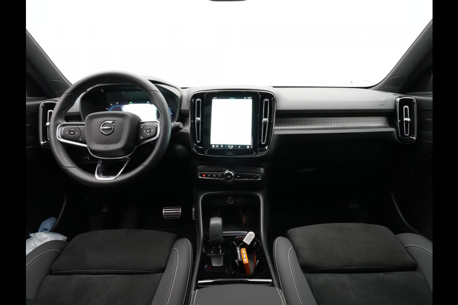 Volvo XC40 Recharge Ultimate 70 kWh Panorama Camera Trekhaak Memory 39