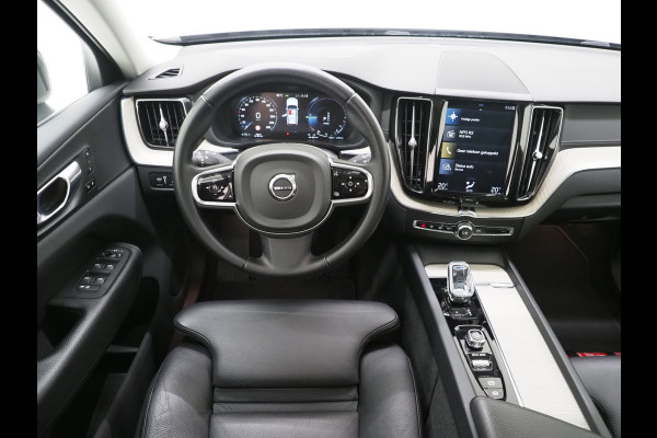 Volvo XC60 2.0 T8 Twin Engine AWD Inscription | Panoramadak | Keyless | Camera | Memory