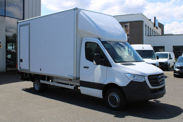 Mercedes-Benz Sprinter 517 CDI Bakwagen met laadklep 1000 kg Dhollandia laadklep, MBUX met navigatie, Geveerde stoel