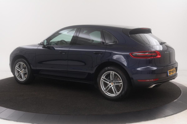 Porsche Macan 2.0 | Origineel NL | Trekhaak | Navigatie | Leder/Alcantara | PDC | Climate control | Cruise control | Bluetooth