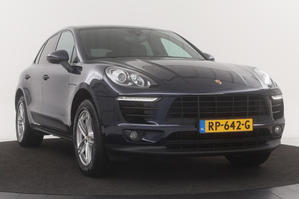 Porsche Macan 2.0 | Origineel NL | Trekhaak | Navigatie | Leder/Alcantara | PDC | Climate control | Cruise control | Bluetooth