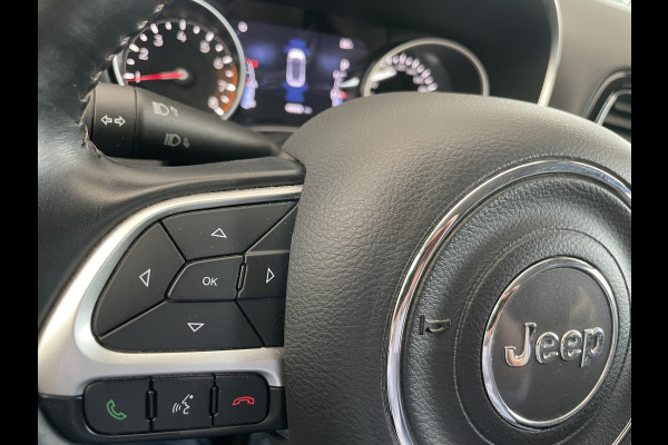 Jeep Compass 1.3T Limited Automaat Clim. control - Cruise control - Parks. V+A - Navi - U-Con./Radio/USB/AUX/DAB/TEL - A-uitrijcam. - MFL-Stuurwiel - ML - LMV - CD+AB - Ramen en Spiegels E-V+VW - Stuurwiel VW - V-Stoelen V+VW