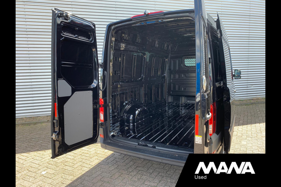 Volkswagen Crafter 35 177pk Automaat L3H3 2.0TDI Trendline LED CarPlay Airco Camera Navi Sensoren Cruise Bijrijdersbank 12V