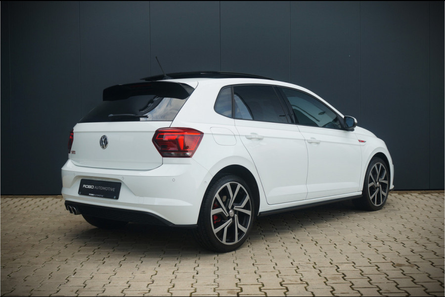 Volkswagen Polo 2.0 TSI GTI DSG | Panoramadak | Leer | Virtual | Camera | Automaat | NAP | Stoelverwarming | Led | Adaptive Cruise Control | Navigatie | Aut. Airco | Apple Carplay |