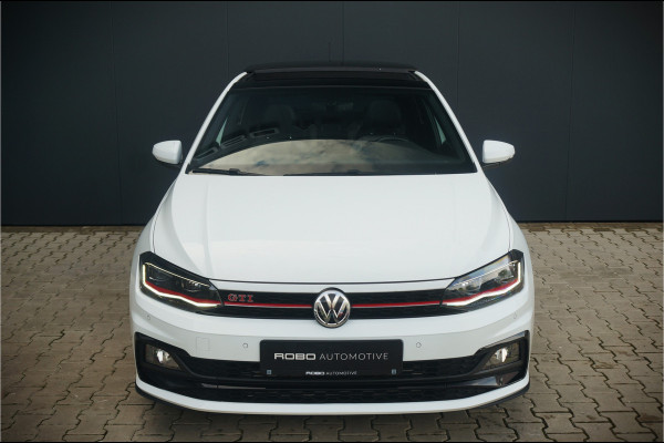 Volkswagen Polo 2.0 TSI GTI DSG | Panoramadak | Leer | Virtual | Camera | Automaat | NAP | Stoelverwarming | Led | Adaptive Cruise Control | Navigatie | Aut. Airco | Apple Carplay |