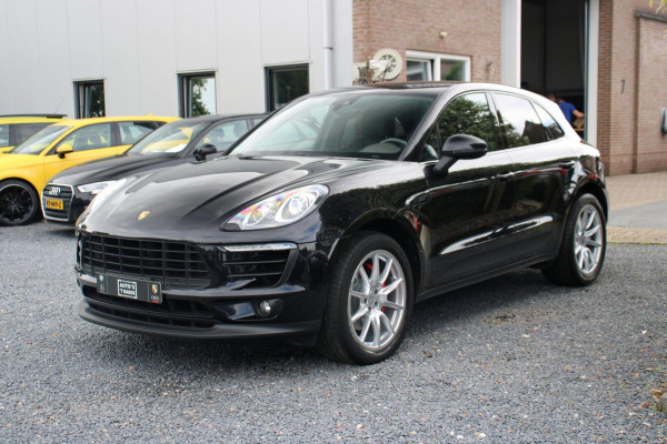 Porsche Macan 3.0 S 340 PK Luchtvering Trekhaak Camera Xenon Leder 20''