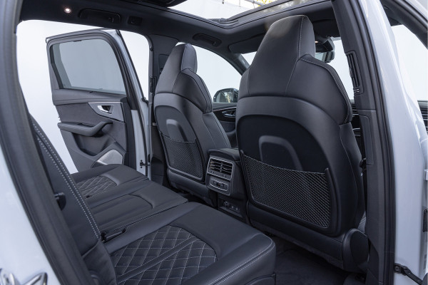 Audi Q7 55 TFSI-e 381pk Quattro S-line Pano B&O Advanced Trekhaak HuD S-stoelen