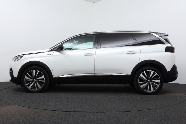 Peugeot 5008 1.2 PureTech GT-Line 7 Persoons! (NL-auto, Dealer OnderH, Navi, Camera, Parkeer sensoren V+A, Cruise Con, Etc)